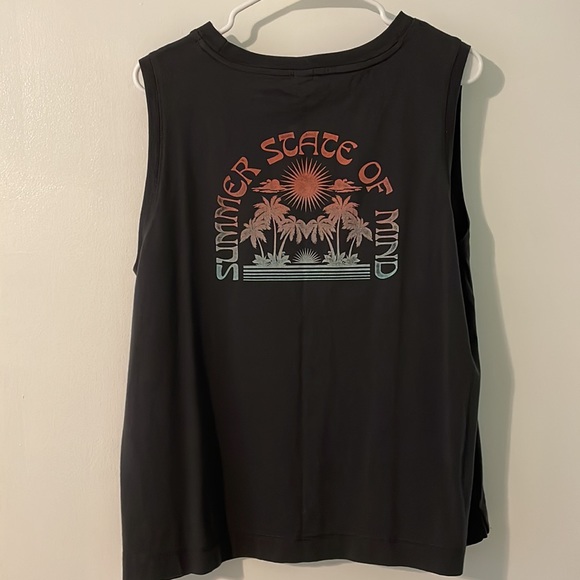 Old Navy sleeveless top - Picture 2 of 2